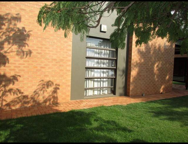 1 BEDROOM PROPERTY TO RENT IN RETIRE AT MIDSTREAM